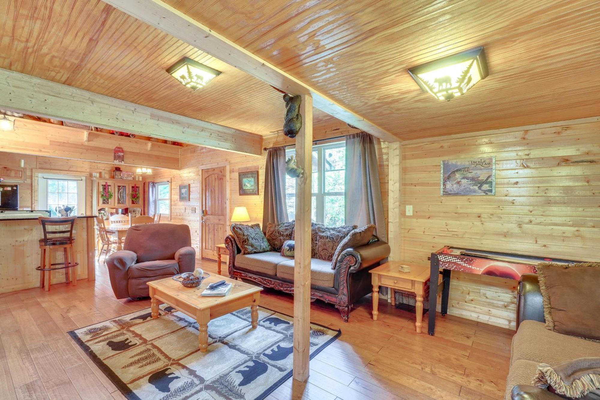 Just Fur Relaxin Sevierville Cabin With Hot Tub! Kültér fotó
